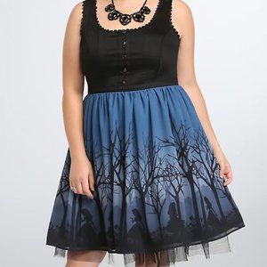 Torrid Alice in Wonderland dress size 18